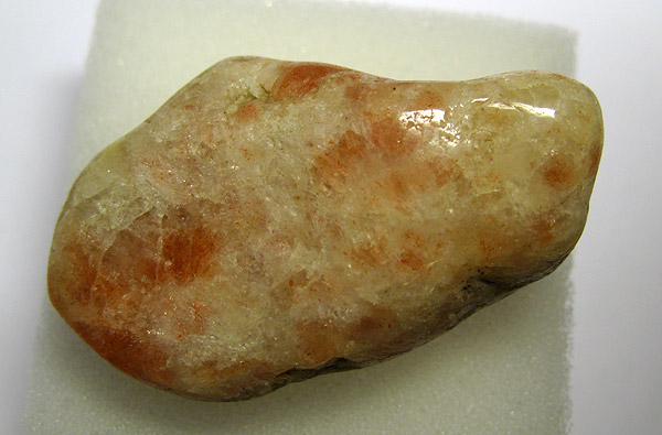 Минералы №113 Солнечный камень (Ортоклаз)  фото, обсуждение